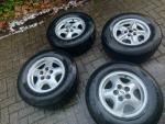 Land Rover Discovery 2 16â€ velgen en banden