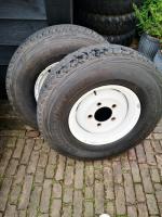 2x defender/series 16 inch stalen velgen+band
